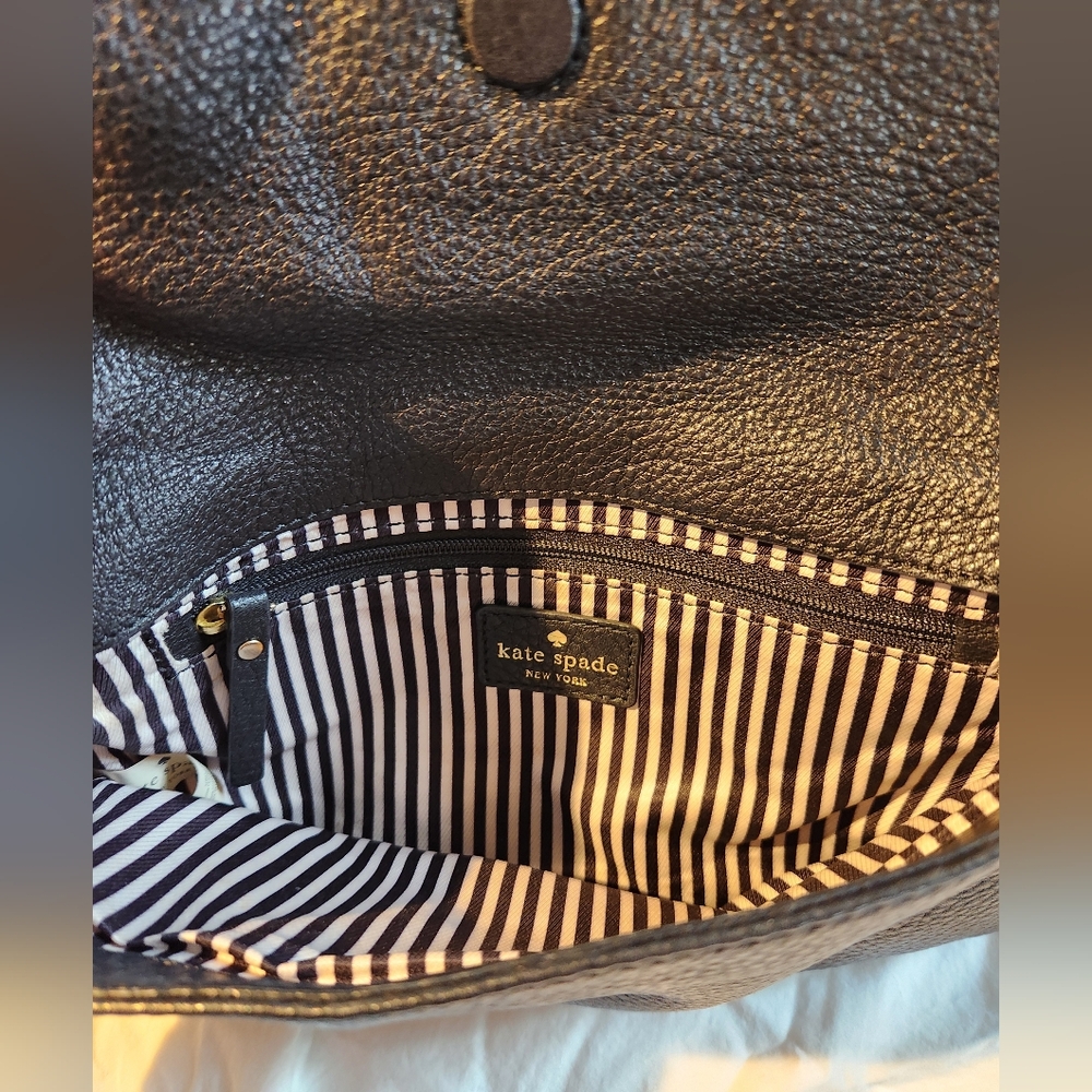 Kate Spade Black Pebbled Leather Chain-Accent Crossbody Bag - Picture 4 of 9